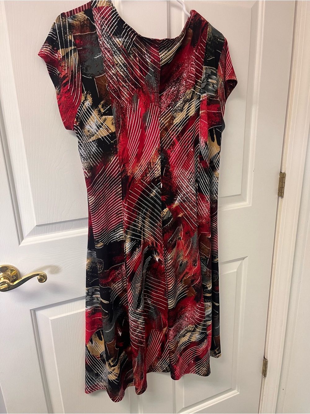 Southern Lady Red and Black Abstract Midi Dress with Gold Accents - Picture 2 of 4